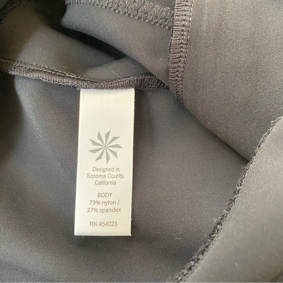 Athleta Stellar Tight Black XSP - Picture 5 of 7